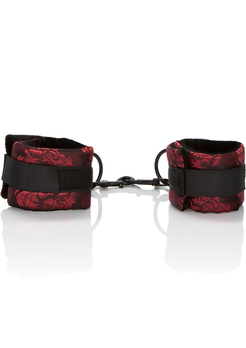 Scandal Universal Cuff Set - Red